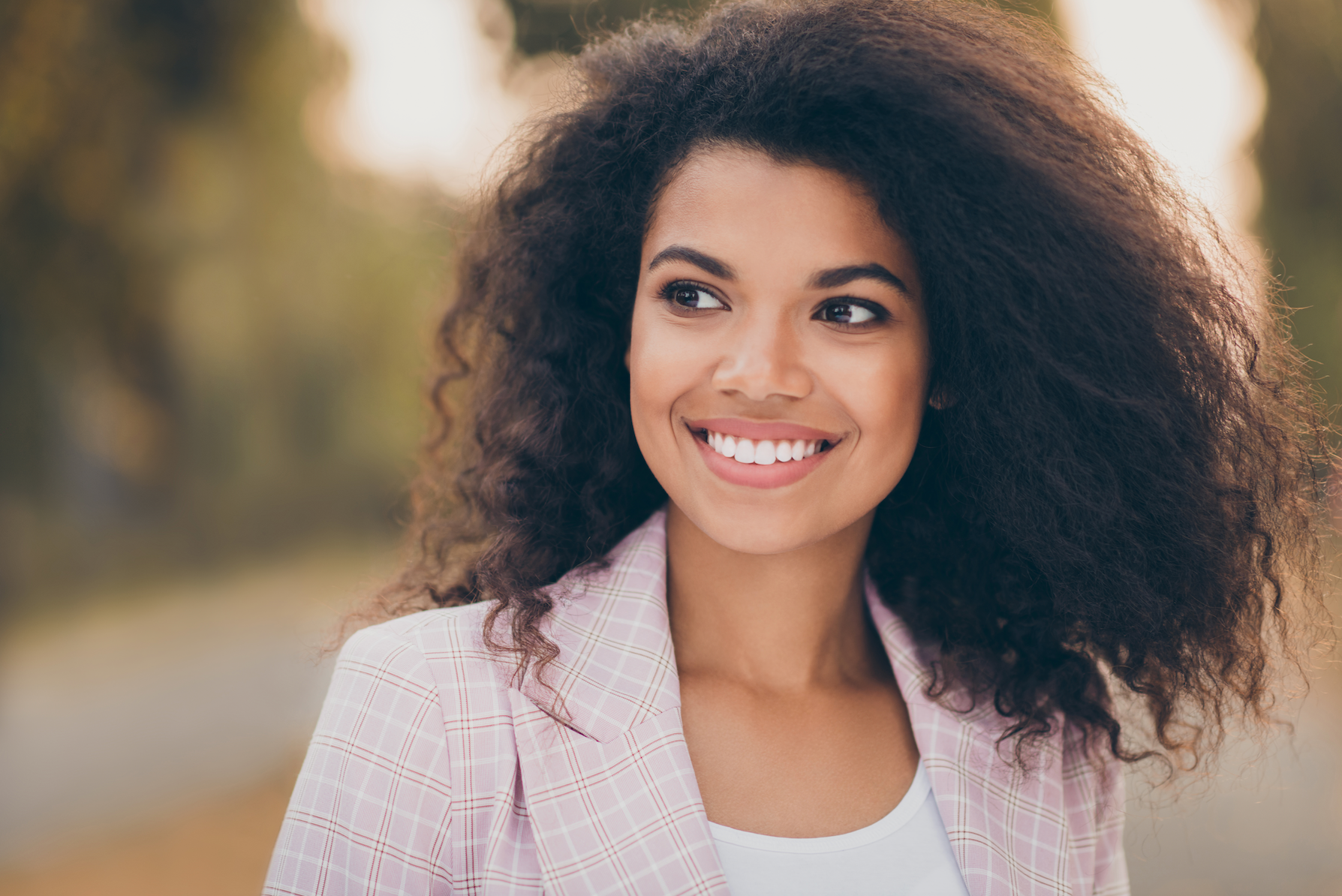What Does Fall Do To Your Skin? Our 5 Favorite Fall Skincare Tips!