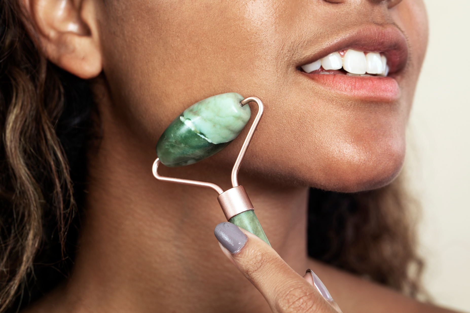 Do Jade Rollers Really Work? Let’s Look At The Science