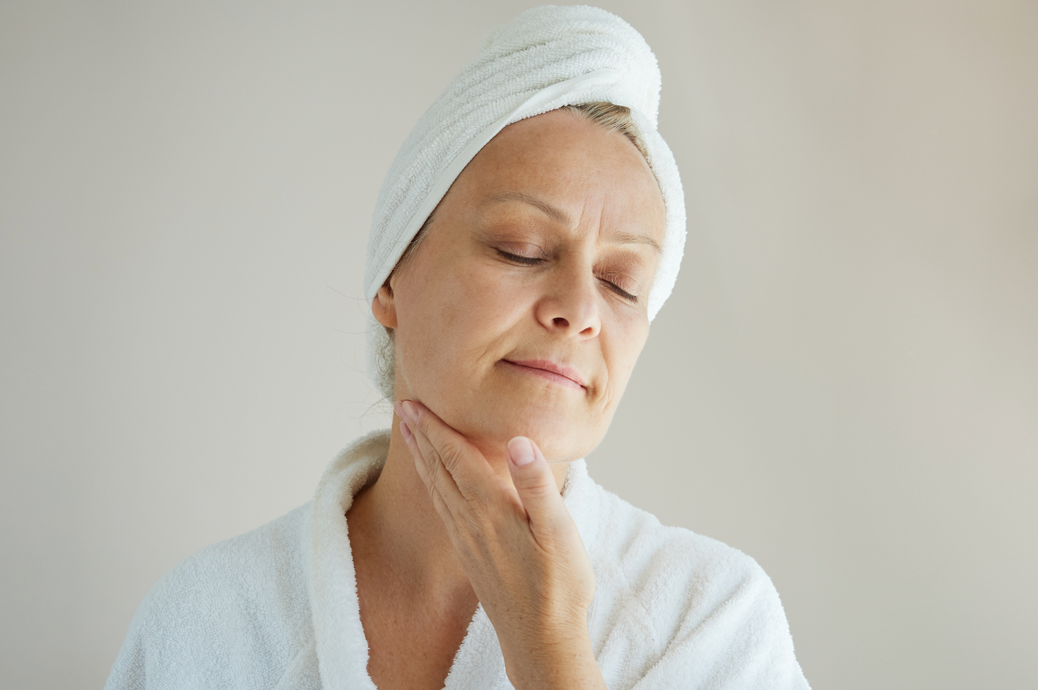 Targeting Wrinkles: What To Use Where || how to treat crepey skin, can I use retinol on my body, polypeptides vs retinol