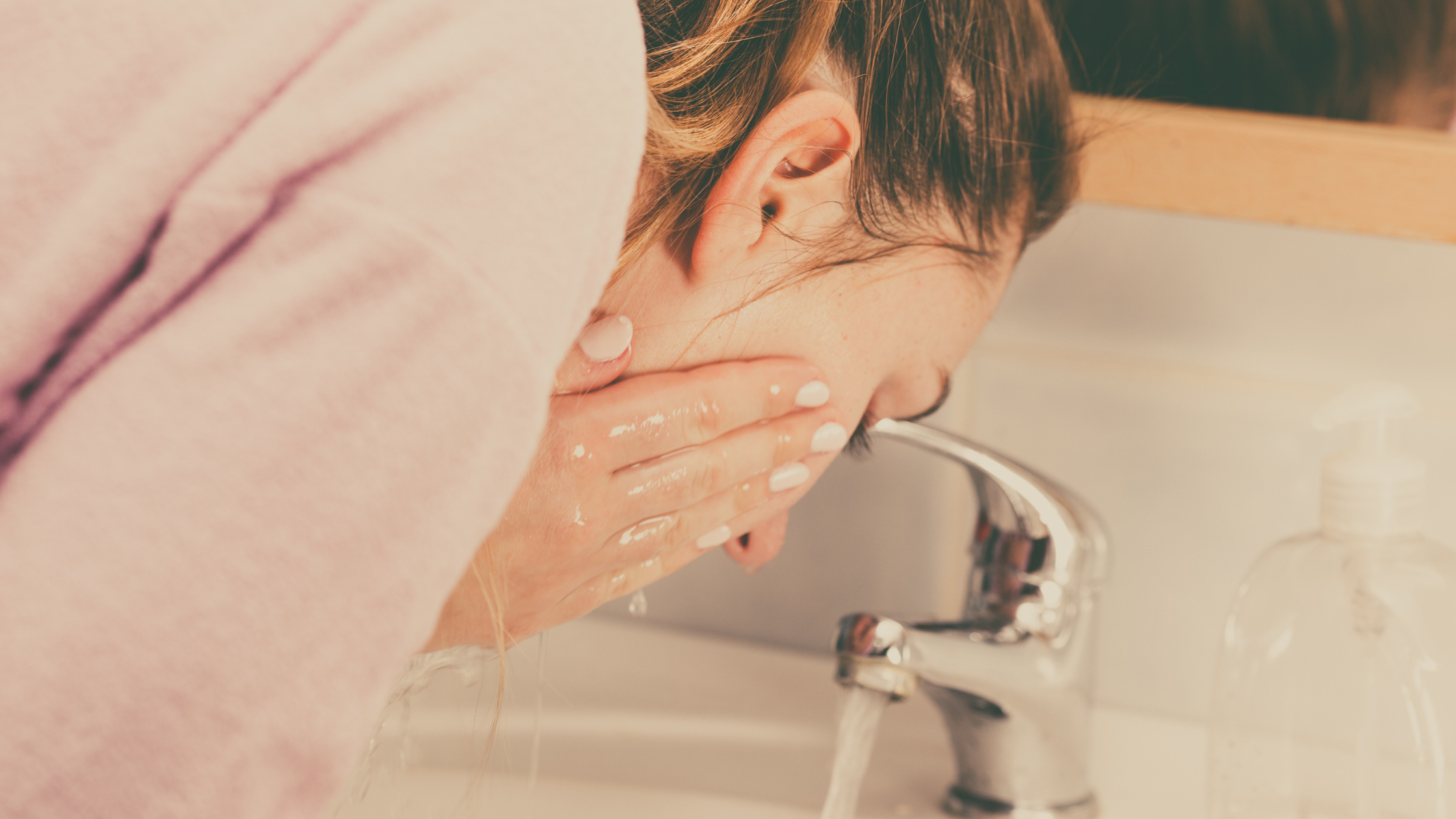 Why Your Skin Feels Tight After Washing Your Face (And What It Means)