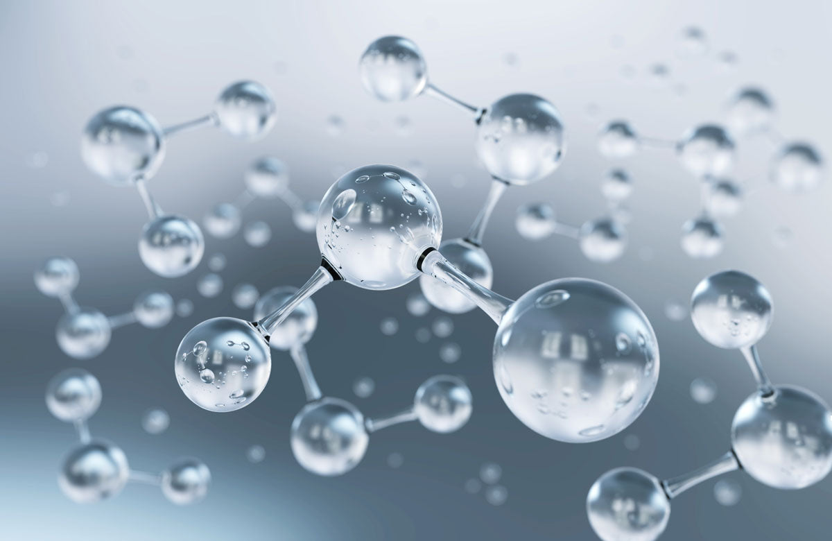 Ingredient Spotlight: Sodium Hyaluronate or Hyaluronic Acid?